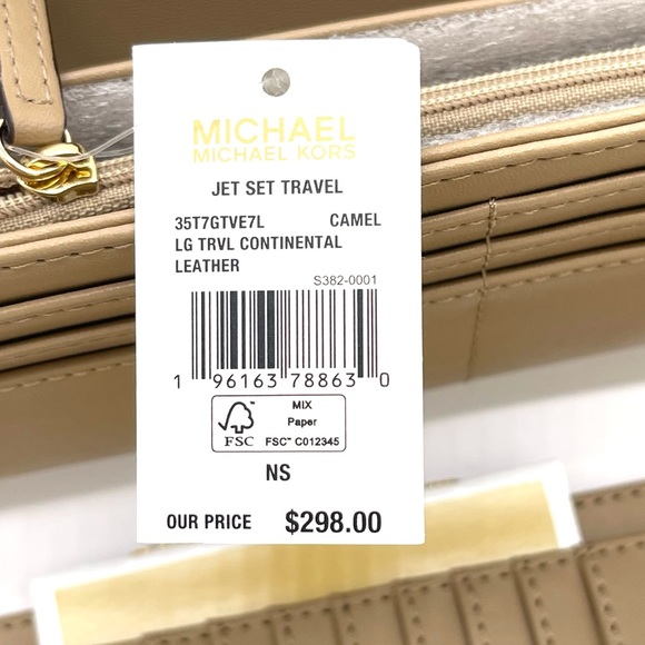 Michael Kors Large Continental Wallet Wristlet - Picture 7 of 7